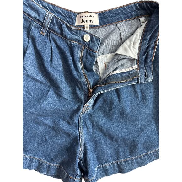 Reformation Jeans Francis High Rise Pleated Shorts Size 27 - Picture 8 of 10